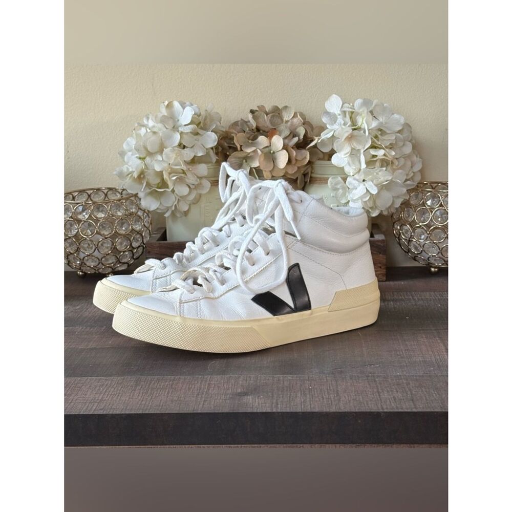 Veja Minotaur high-top sneaker